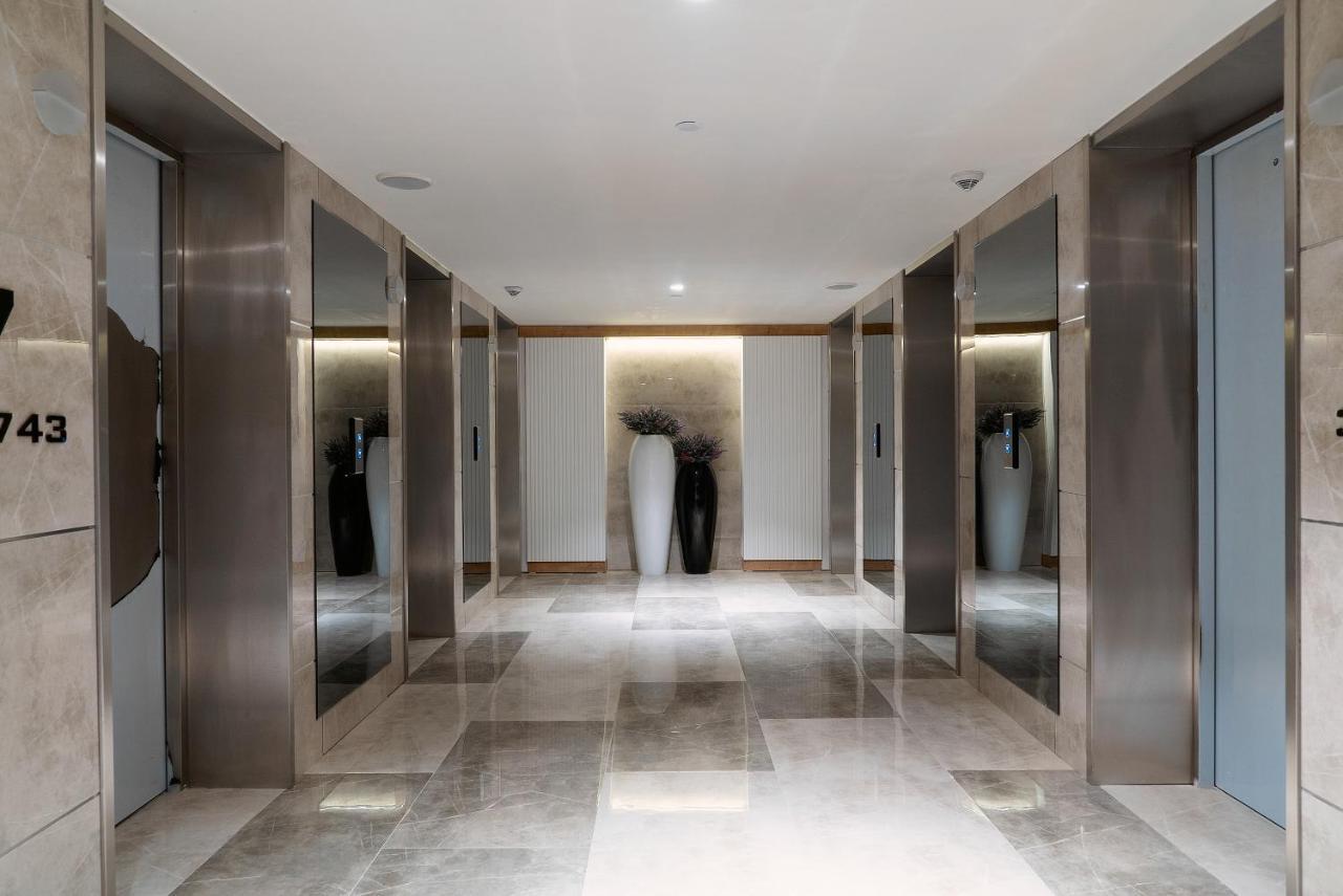 Batumi Orbi Blue Sky Apartments Exterior photo